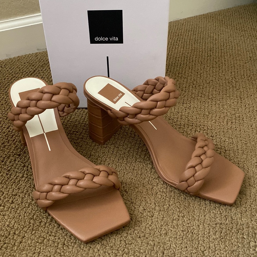 NWT Dolce Vita 3” Heel Carmel Stella Sandals/Mules